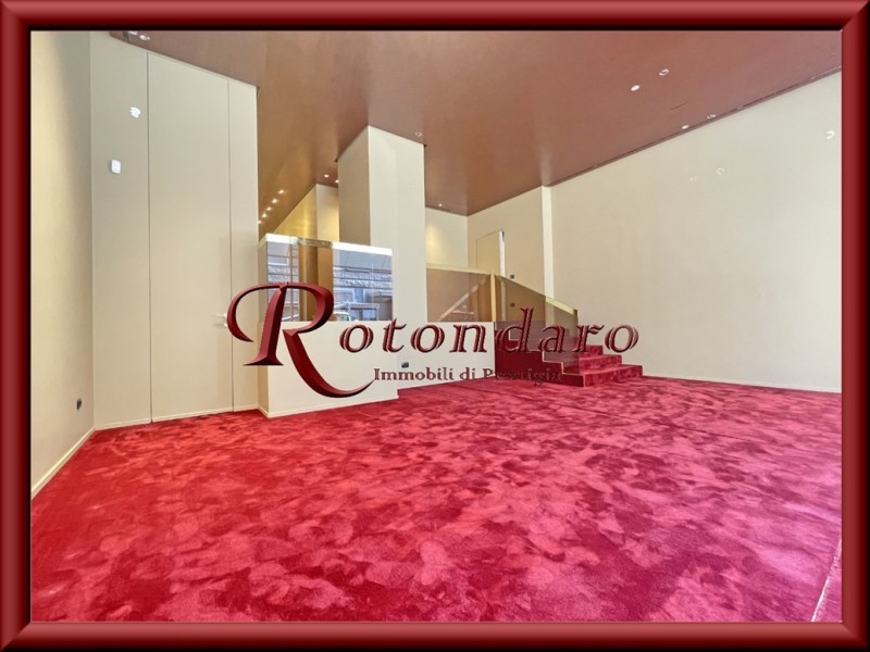 Monte Napoleone 190 Mq