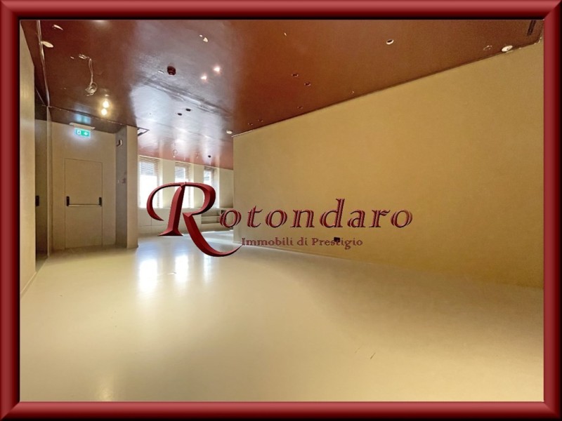 Monte Napoleone 190 Mq