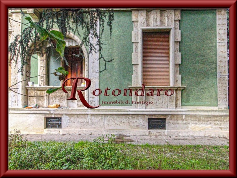 Cuggiono - villa di 310 mq oltre giardino 