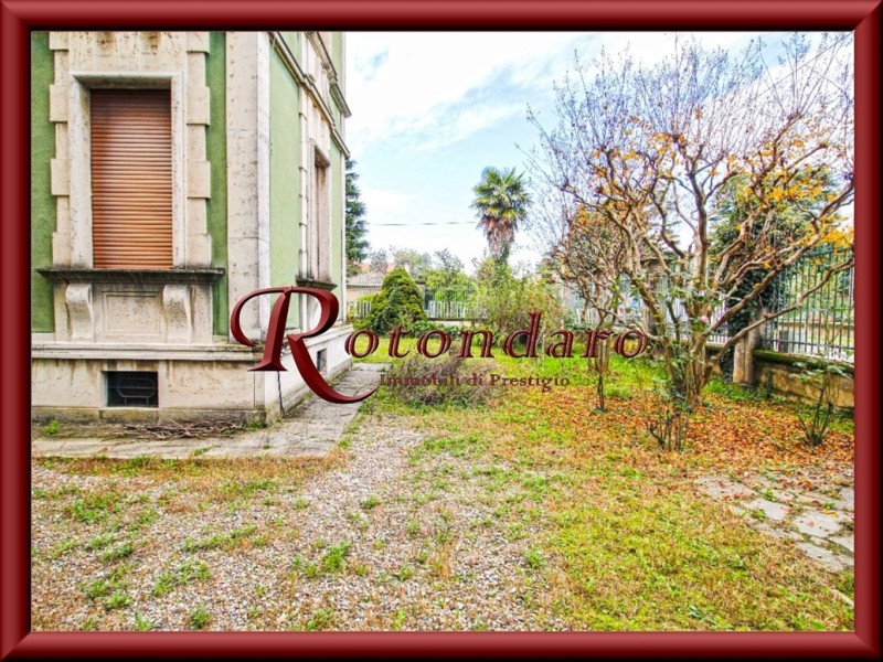 Cuggiono - villa di 310 mq oltre giardino 