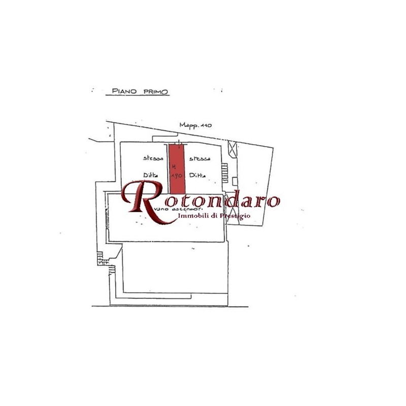 Posti auto San Babila - 17 mq