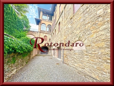 Vittorio Emanuele 260 mq