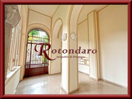 Vittorio Emanuele 260 mq