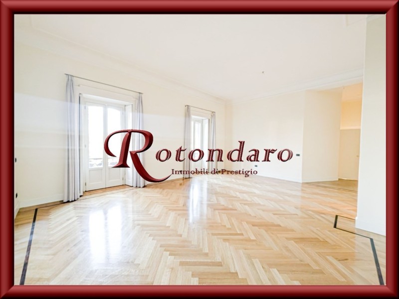 Arco della Pace  220 Mq