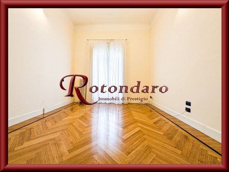 Arco della Pace  220 Mq