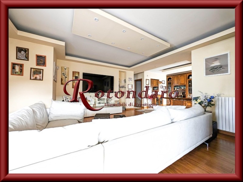 Calvignasco - Via Aldo Moro 240 mq