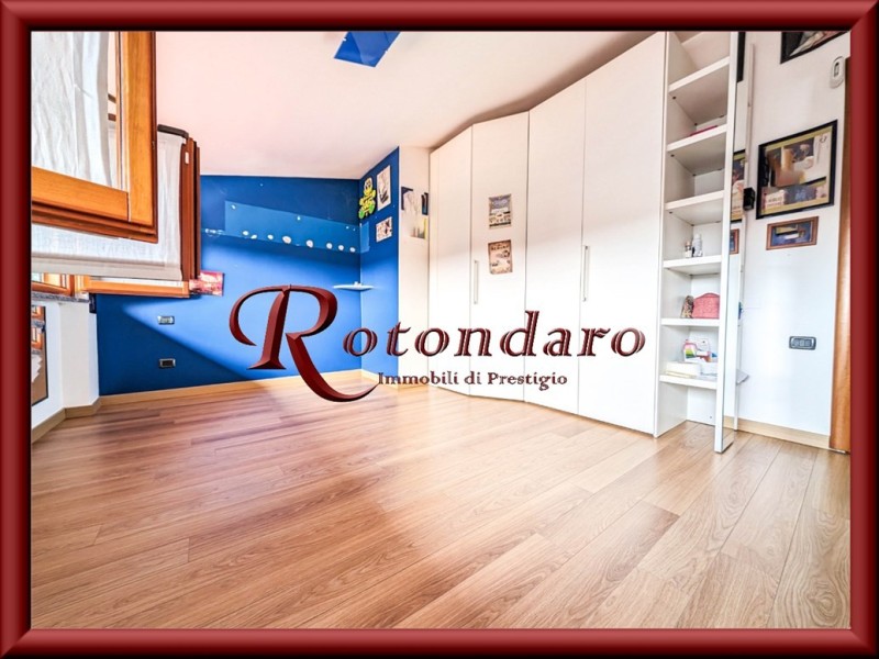 Calvignasco - Via Aldo Moro 240 mq