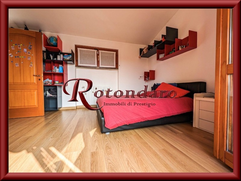 Calvignasco - Via Aldo Moro 240 mq