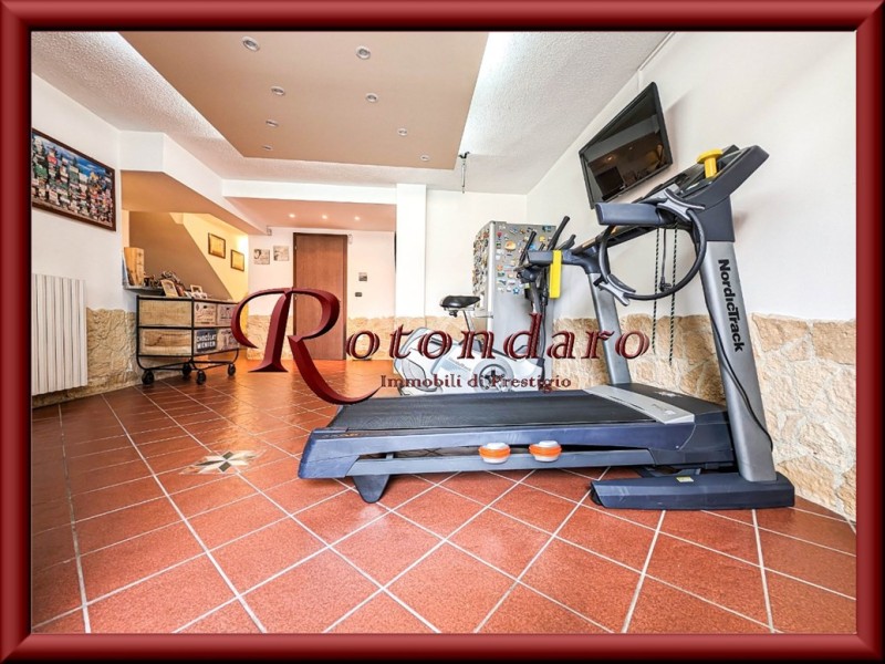 Calvignasco - Via Aldo Moro 240 mq