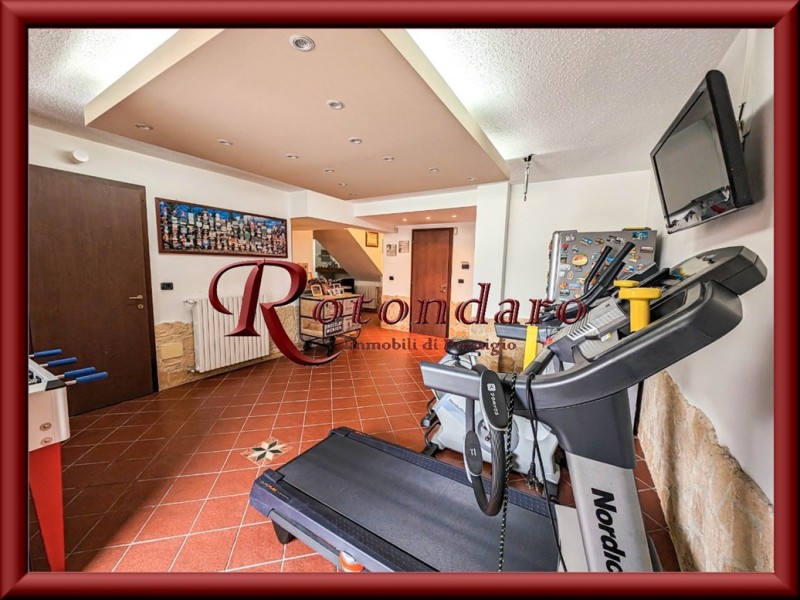 Calvignasco - Via Aldo Moro 240 mq